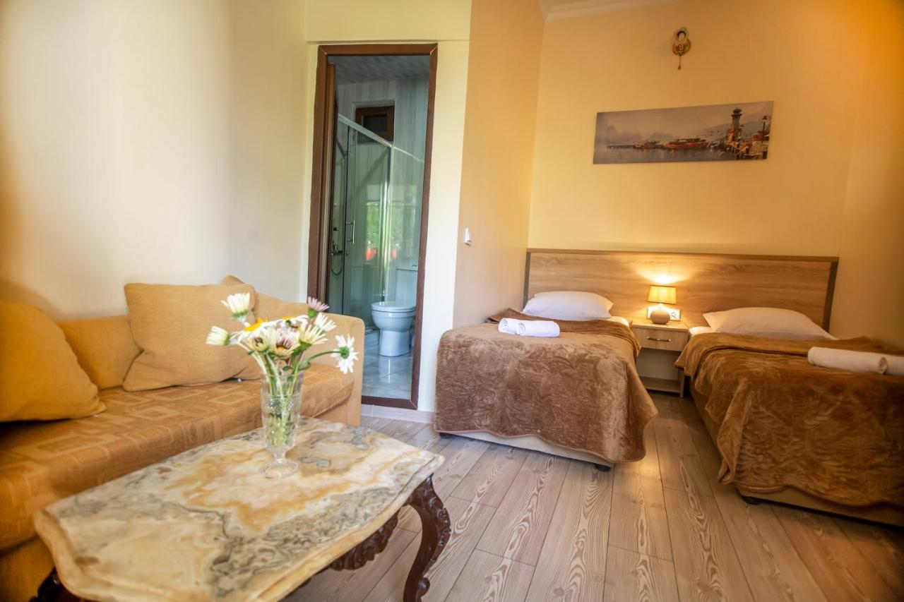 Hotel Chveni Ezo كوبوليتي المظهر الخارجي الصورة