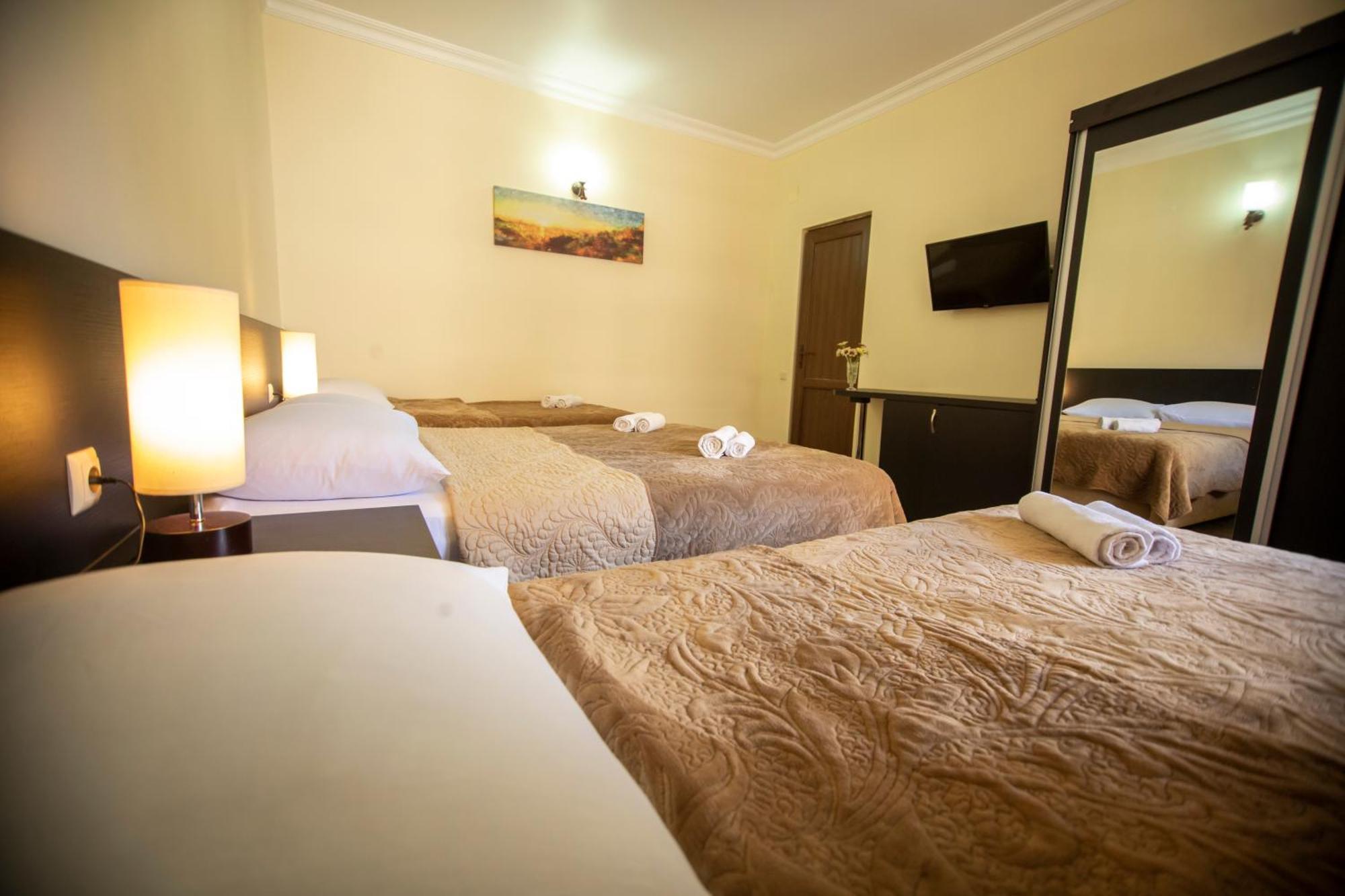 Hotel Chveni Ezo كوبوليتي المظهر الخارجي الصورة