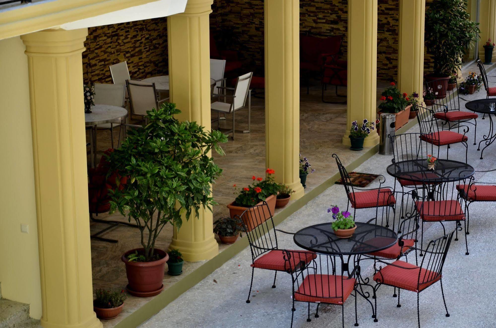 Hotel Chveni Ezo كوبوليتي المظهر الخارجي الصورة